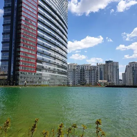 Apartment Amazing In A Vibrant Area With Stunning Lake View In Istanbul! *